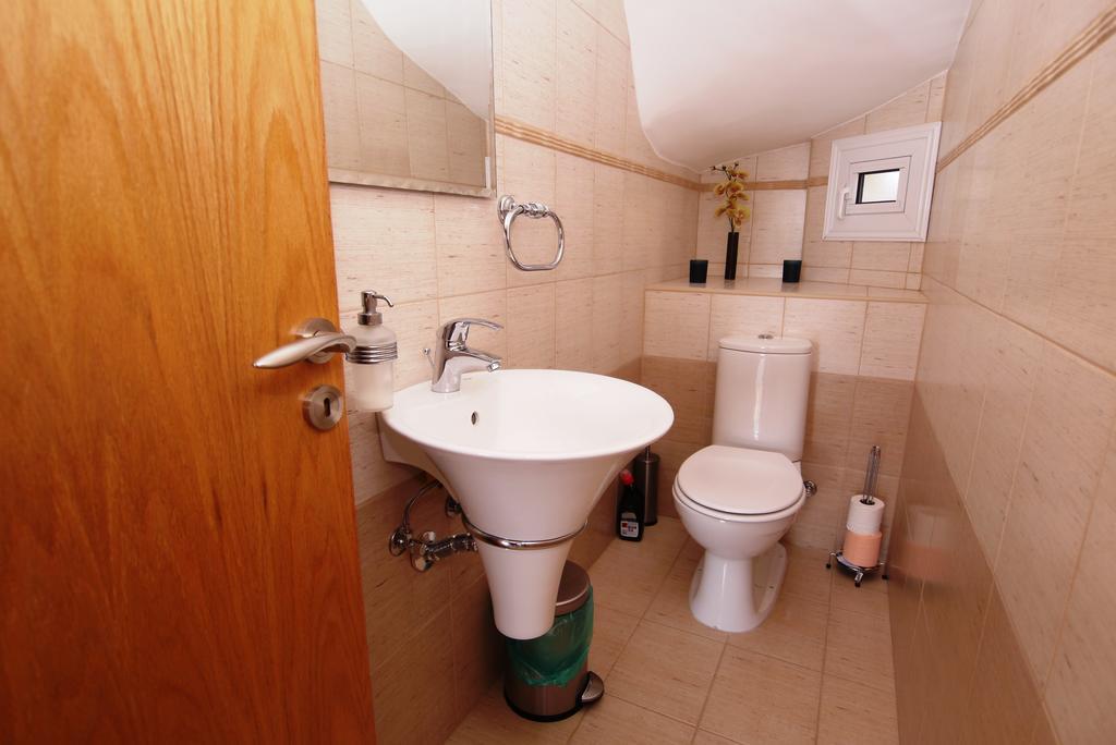 Maouris Villa Protaras Room photo